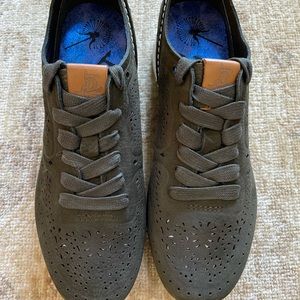 OTBT Khora in Hunter Green, NWOT